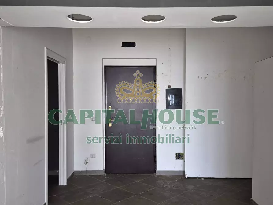 Immagine 7 di Locale commerciale in vendita  a Camigliano