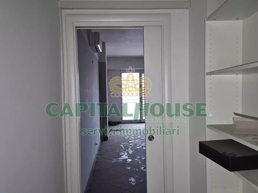 Immagine 14 di Locale commerciale in vendita  a Camigliano