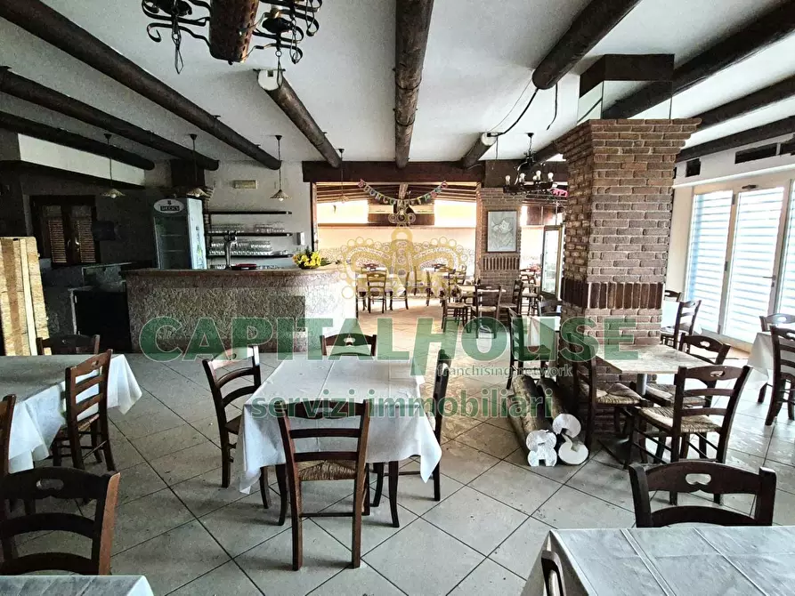 Immagine 7 di Locale commerciale in vendita  a Camigliano