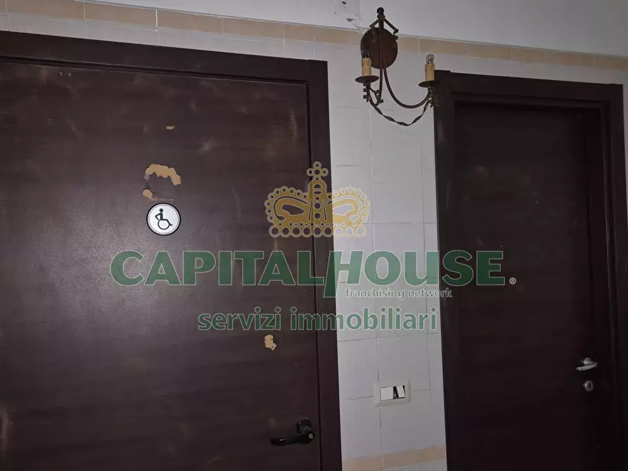 Immagine 18 di Locale commerciale in vendita  a Camigliano