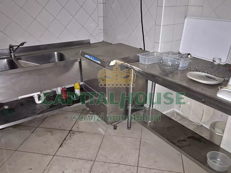 Immagine 30 di Locale commerciale in vendita  a Camigliano