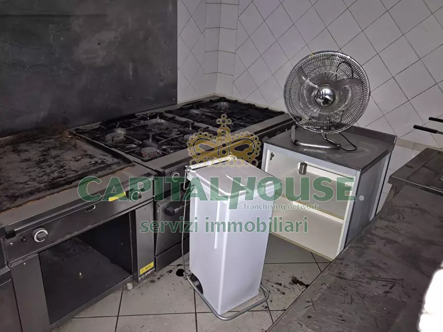 Immagine 34 di Locale commerciale in vendita  a Camigliano