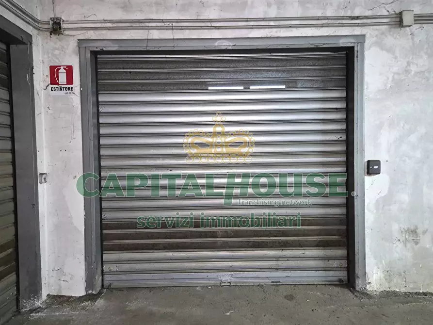Immagine 41 di Locale commerciale in vendita  a Camigliano
