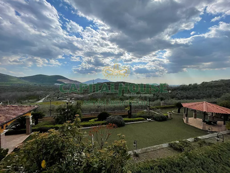 Immagine 5 di Villa in vendita  in avella a Avella