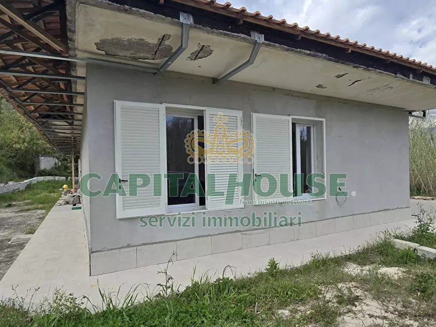 Immagine 17 di Villa in vendita  a Cervaro