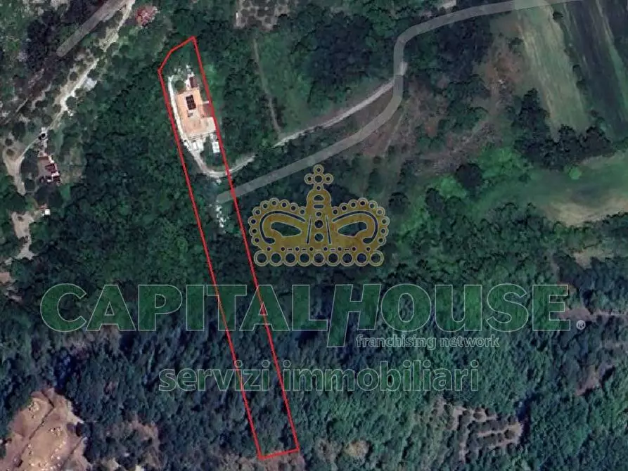 Immagine 26 di Villa in vendita  a Cervaro