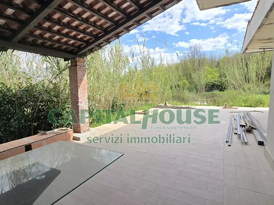 Immagine 15 di Villa in vendita  a Cervaro