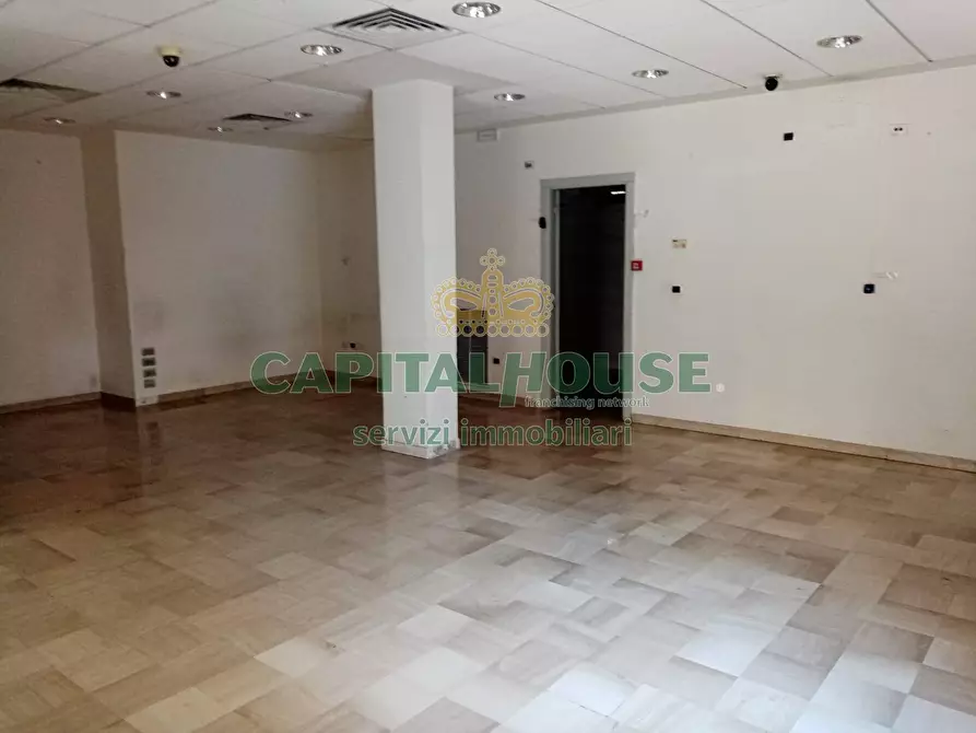 Immagine 5 di Locale commerciale in affitto  in Via SAnt Alfonso Maria De Liguori a Siano