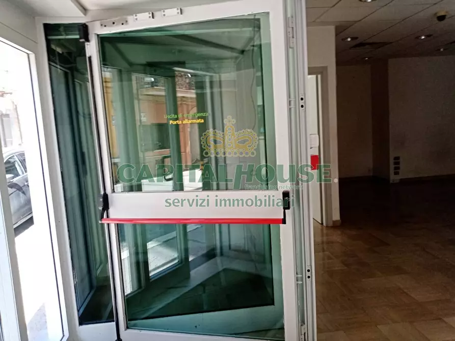 Immagine 10 di Locale commerciale in affitto  in Via SAnt Alfonso Maria De Liguori a Siano