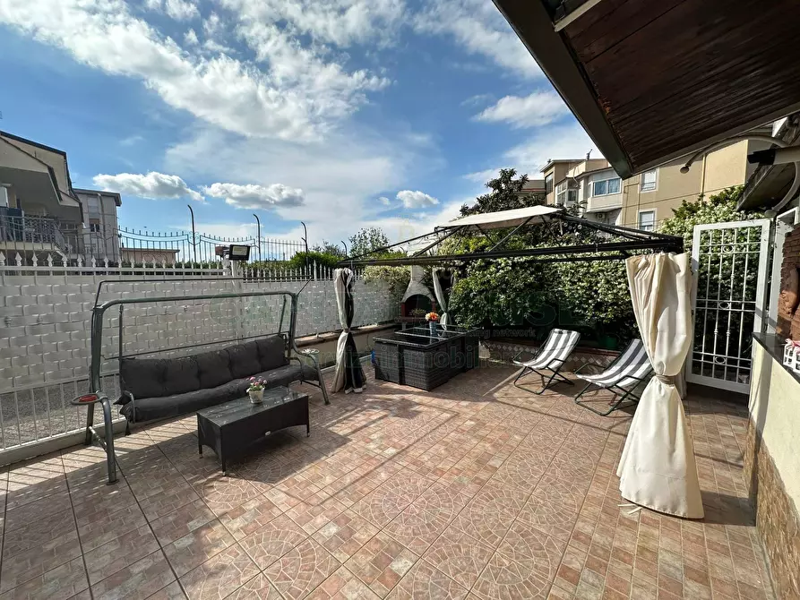 Immagine 5 di Casa semindipendente in vendita  in via raimondi a Saviano