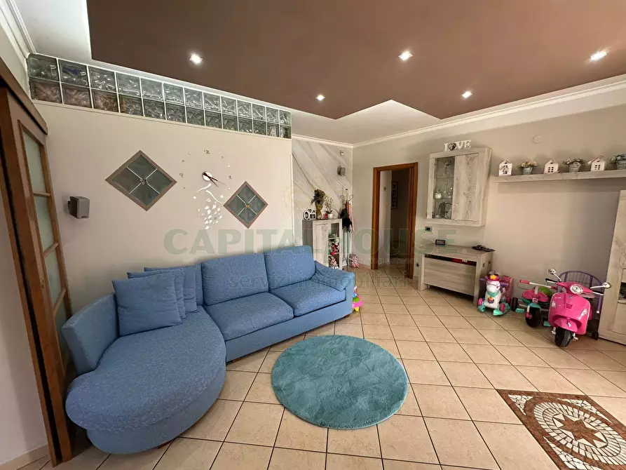 Immagine 12 di Casa semindipendente in vendita  in via raimondi a Saviano