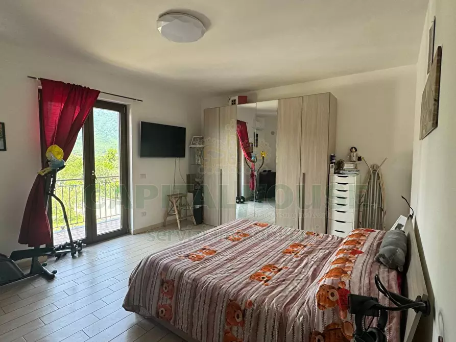 Immagine 10 di Villa in vendita  in Via Pellegrini Federici a Fisciano