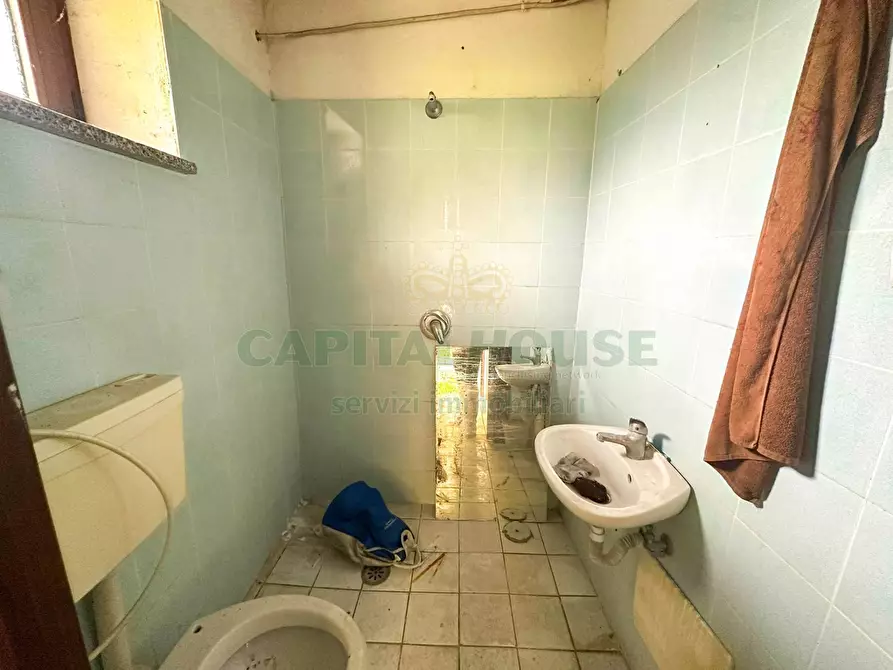 Immagine 6 di Appartamento in vendita  in zona via nazionale appia a San Tammaro