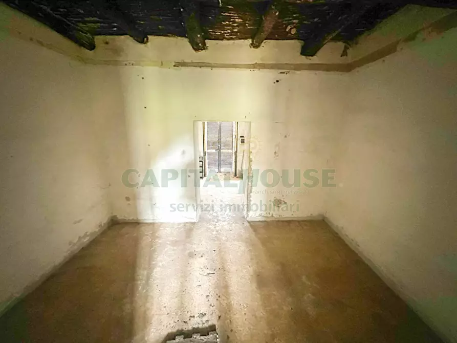 Immagine 9 di Appartamento in vendita  in zona via nazionale appia a San Tammaro