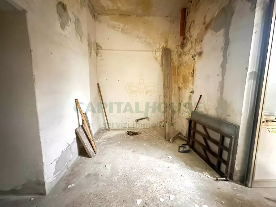 Immagine 12 di Appartamento in vendita  in zona via nazionale appia a San Tammaro