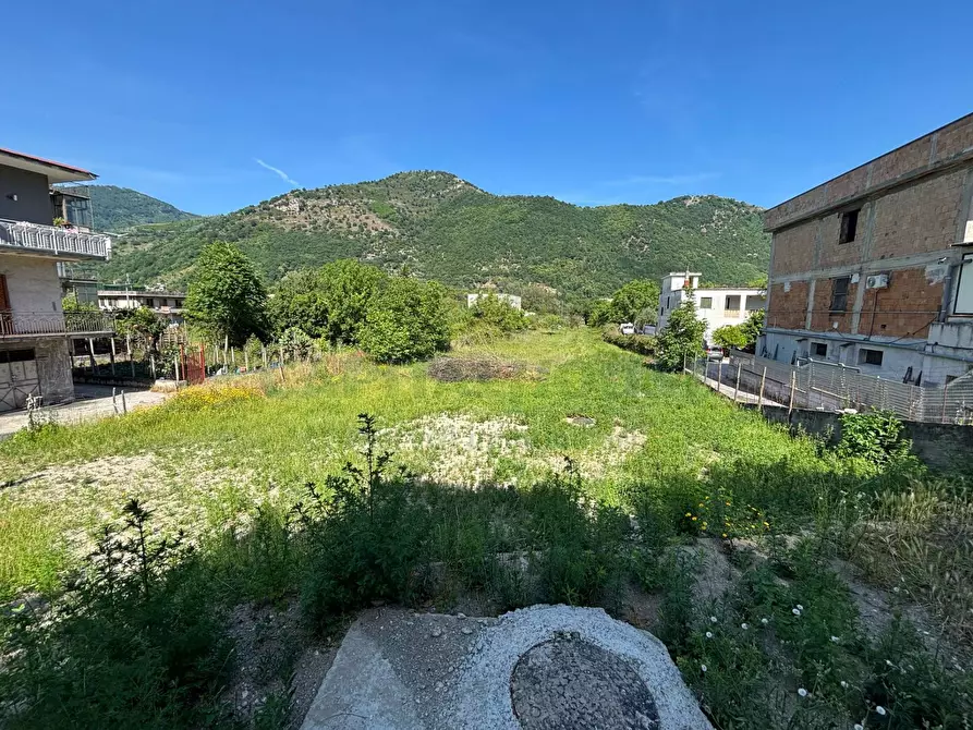 Immagine 3 di Locale commerciale in vendita  in Via zambrano a Siano