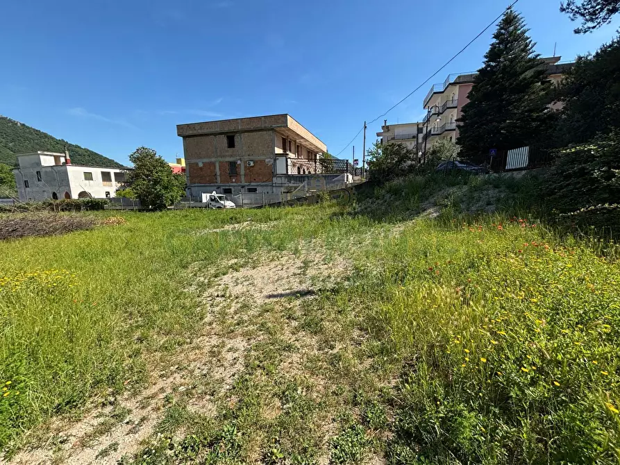 Immagine 6 di Locale commerciale in vendita  in Via zambrano a Siano