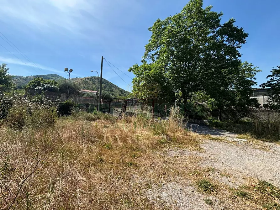 Immagine 8 di Locale commerciale in vendita  in Via ZAMBRANO a Siano