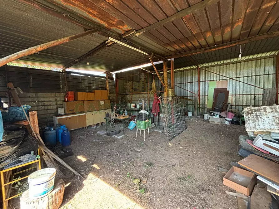 Immagine 10 di Locale commerciale in vendita  in Via ZAMBRANO a Siano