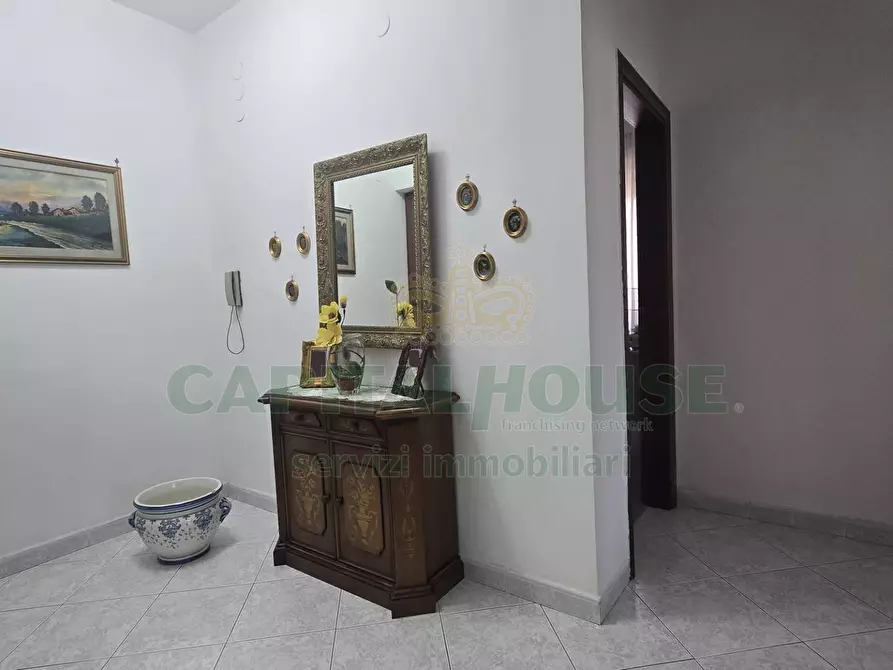 Immagine 11 di Appartamento in vendita  in Via Luigi Einaudi a Capodrise