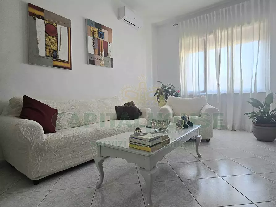 Immagine 1 di Appartamento in vendita  in Via Luigi Einaudi a Capodrise