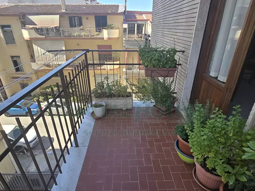 Immagine 33 di Appartamento in vendita  in Via Luigi Einaudi a Capodrise