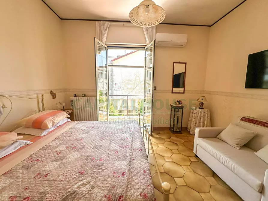 Immagine 19 di Casa indipendente in vendita  in zona confinante con capua a San Tammaro