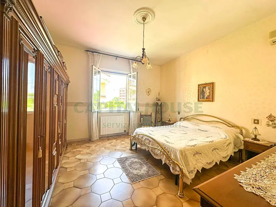 Immagine 23 di Casa indipendente in vendita  in zona confinante con capua a San Tammaro