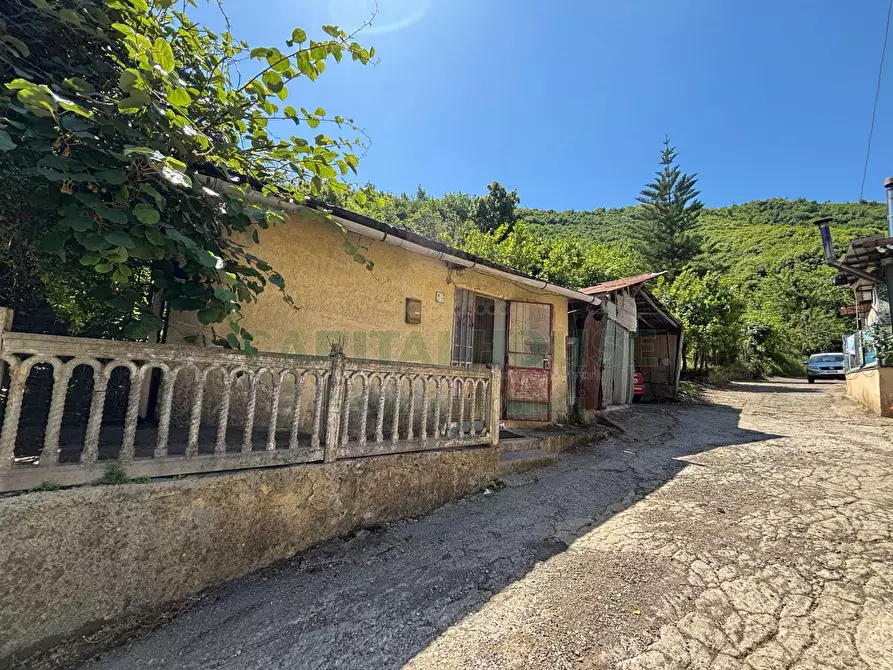 Immagine 18 di Terreno agricolo in vendita  in VICINALE DELL ABBADESSA a Mercato San Severino