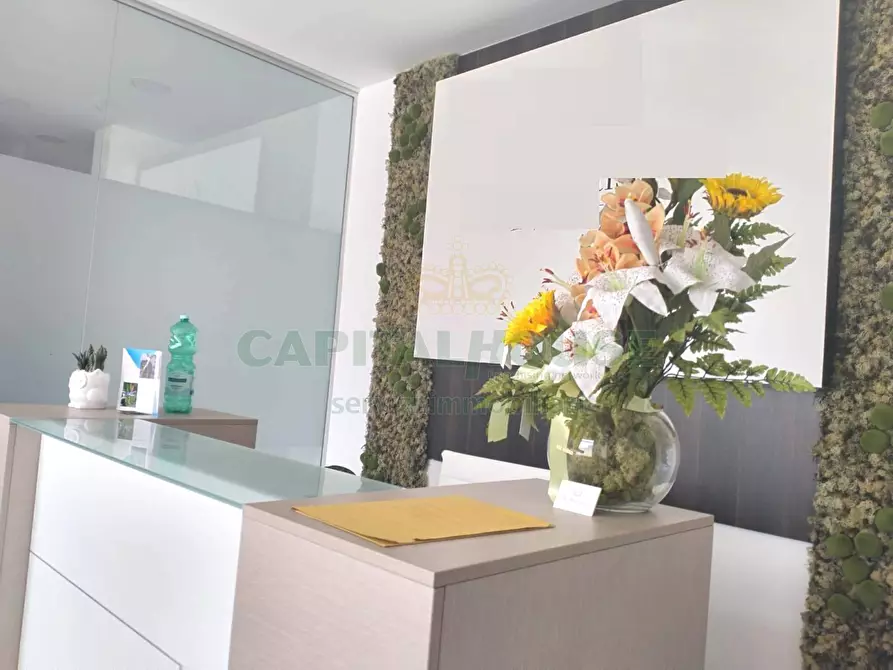 Immagine 41 di Locale commerciale in affitto  in zona supermercato Decò a Santa Maria Capua Vetere