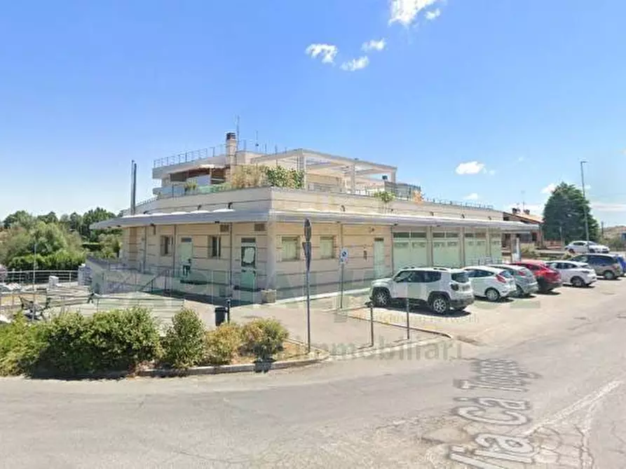 Immagine 2 di Locale commerciale in vendita  in VIA CA` TOGNI a San Clemente