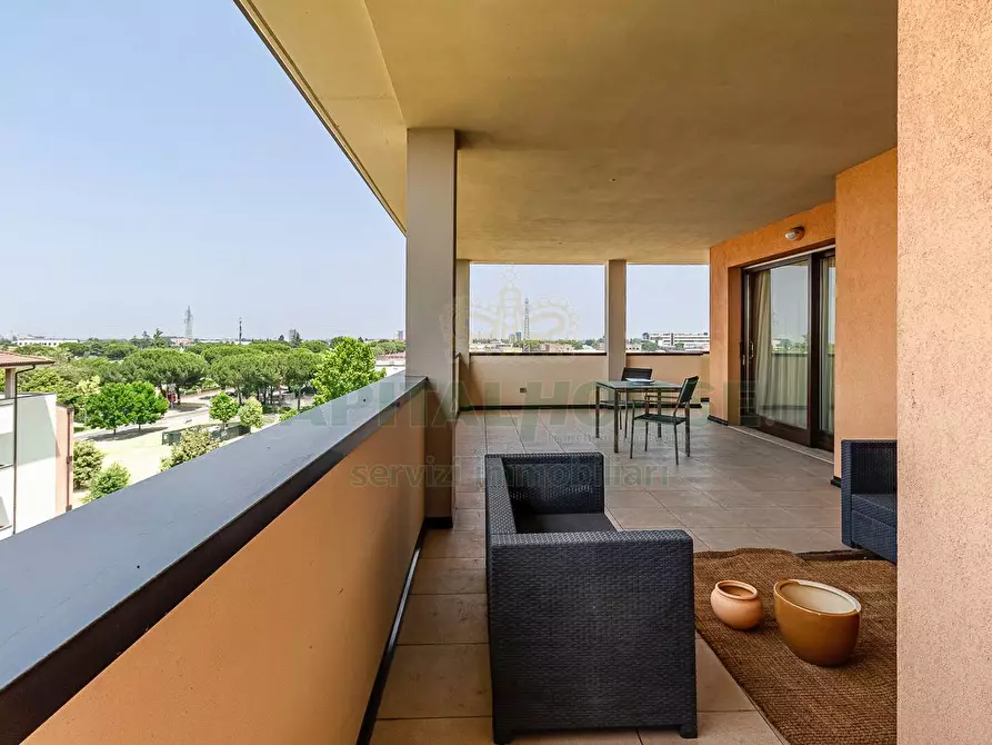 Immagine 2 di Attico in vendita  in via enrico berlinguer a Imola