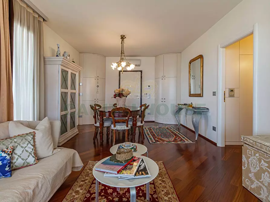 Immagine 10 di Attico in vendita  in via enrico berlinguer a Imola