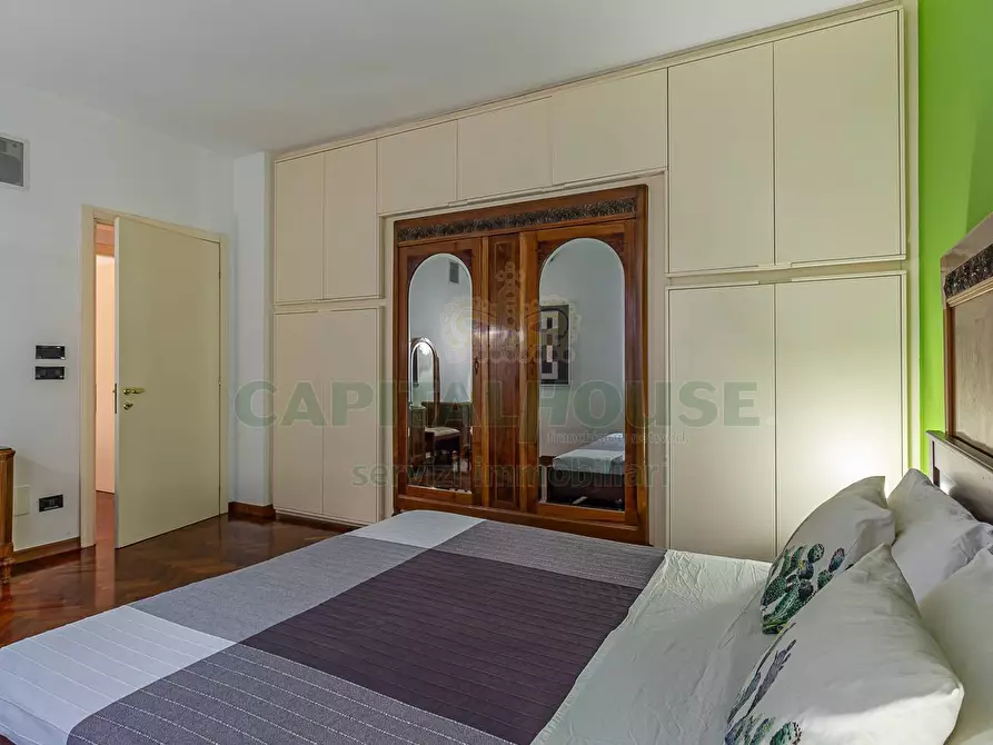 Immagine 19 di Appartamento in vendita  in Via Rialto a Bologna