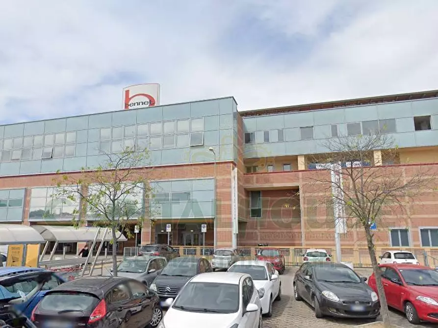 Immagine 2 di Locale commerciale in vendita  in Via XXV Ottobre a Forlimpopoli