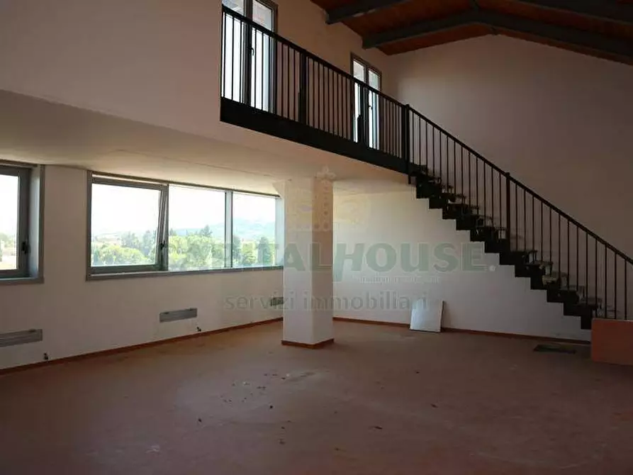 Immagine 18 di Locale commerciale in vendita  in Via XXV Ottobre a Forlimpopoli