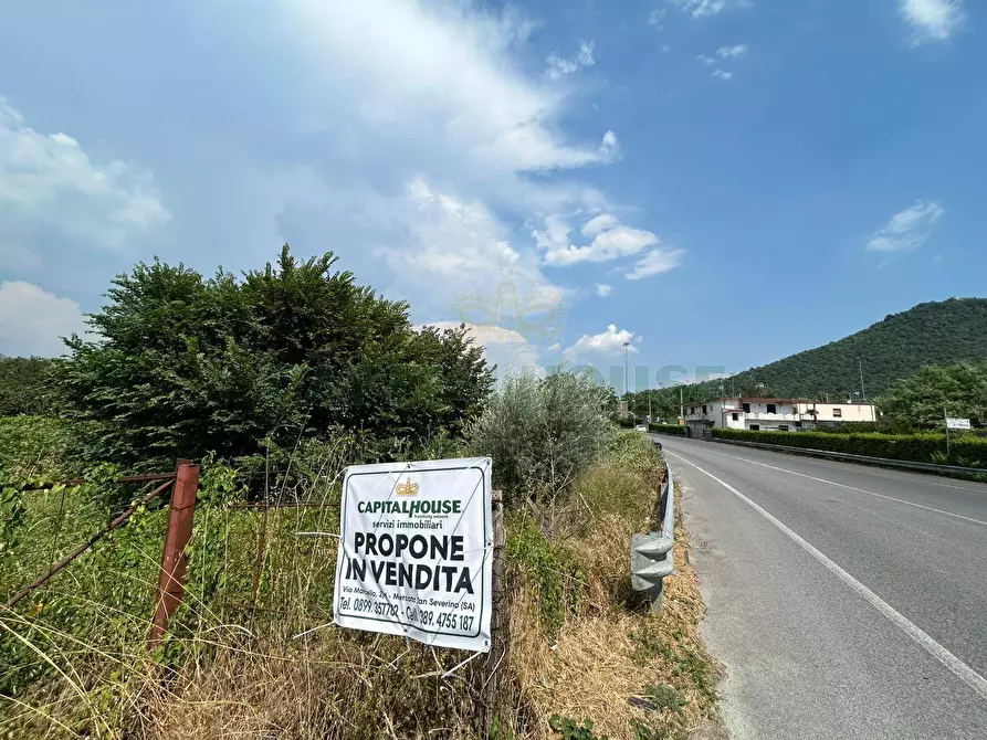 Immagine 4 di Locale commerciale in vendita  a Mercato San Severino