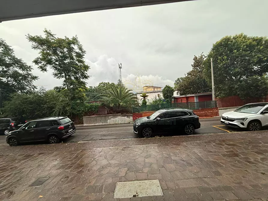 Immagine 5 di Locale commerciale in vendita  in via giovanni amendola a Mercato San Severino