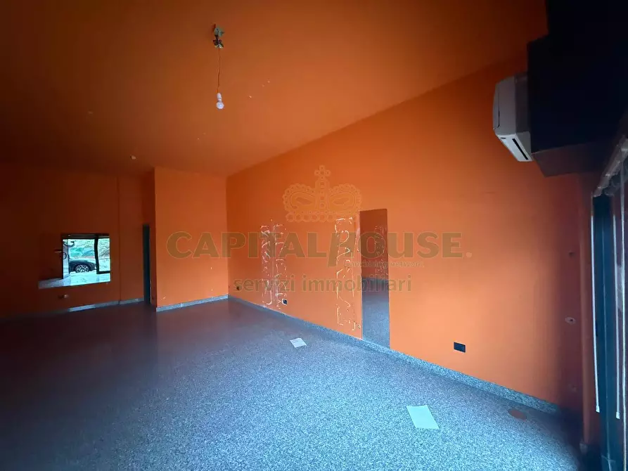 Immagine 7 di Locale commerciale in vendita  in via giovanni amendola a Mercato San Severino