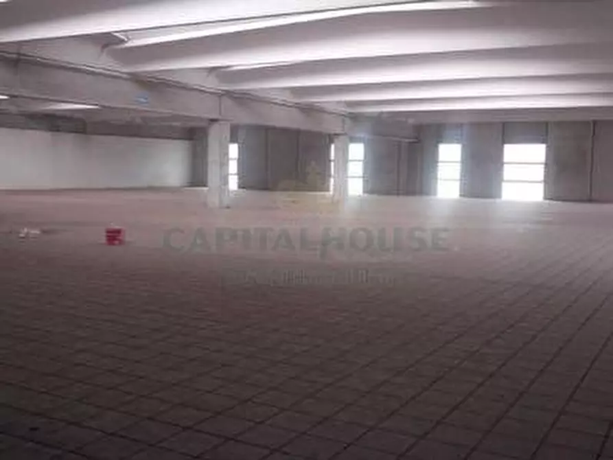 Immagine 9 di Capannone industriale in vendita  a Concorezzo