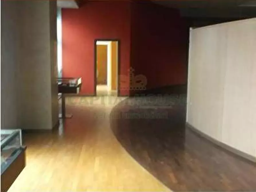 Immagine 10 di Capannone industriale in vendita  a Concorezzo