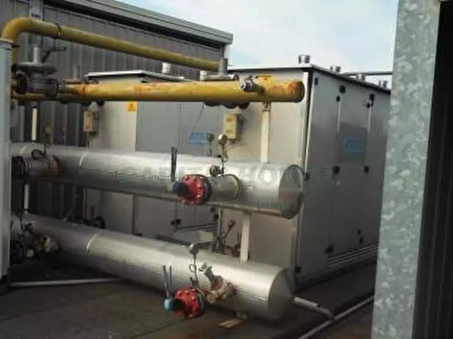 Immagine 13 di Capannone industriale in vendita  a Concorezzo