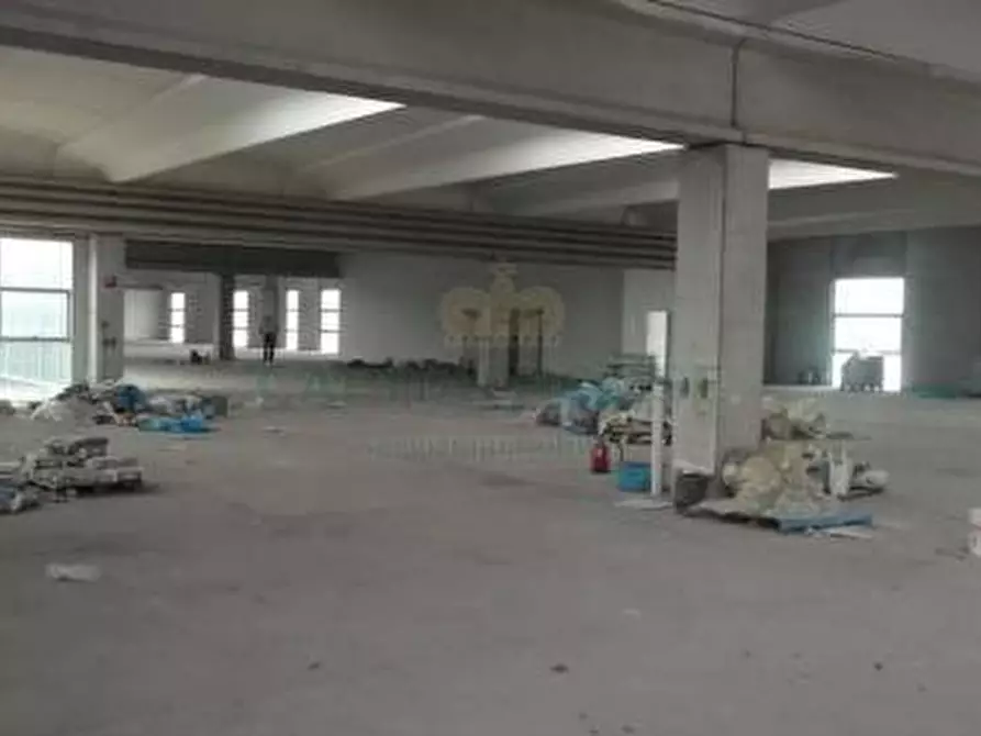 Immagine 21 di Capannone industriale in vendita  a Concorezzo