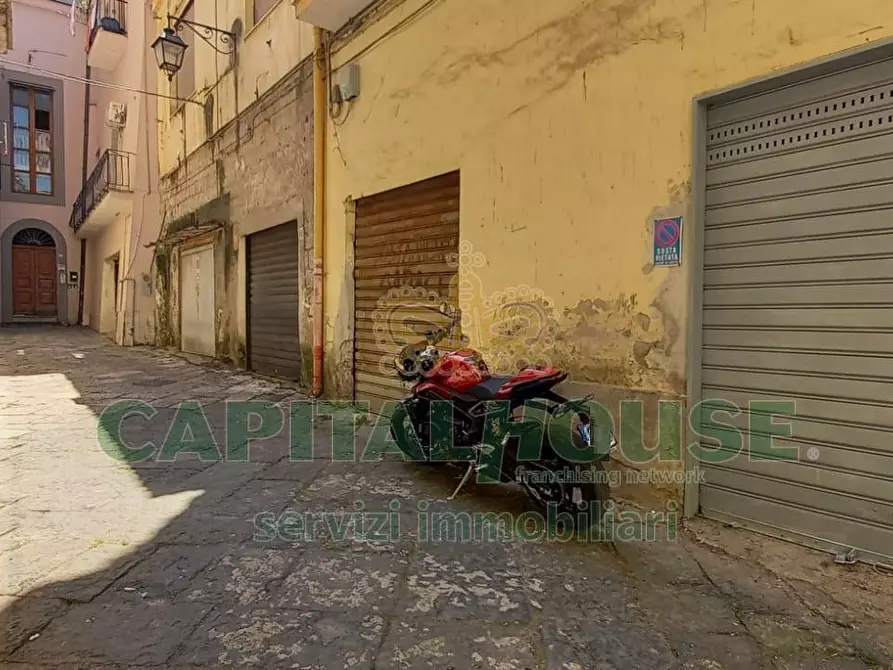 Immagine 5 di Box auto in affitto  in VICO PAOLO BOTTONI a Capua