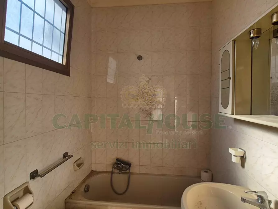 Immagine 16 di Casa indipendente in vendita  a Macerata Campania