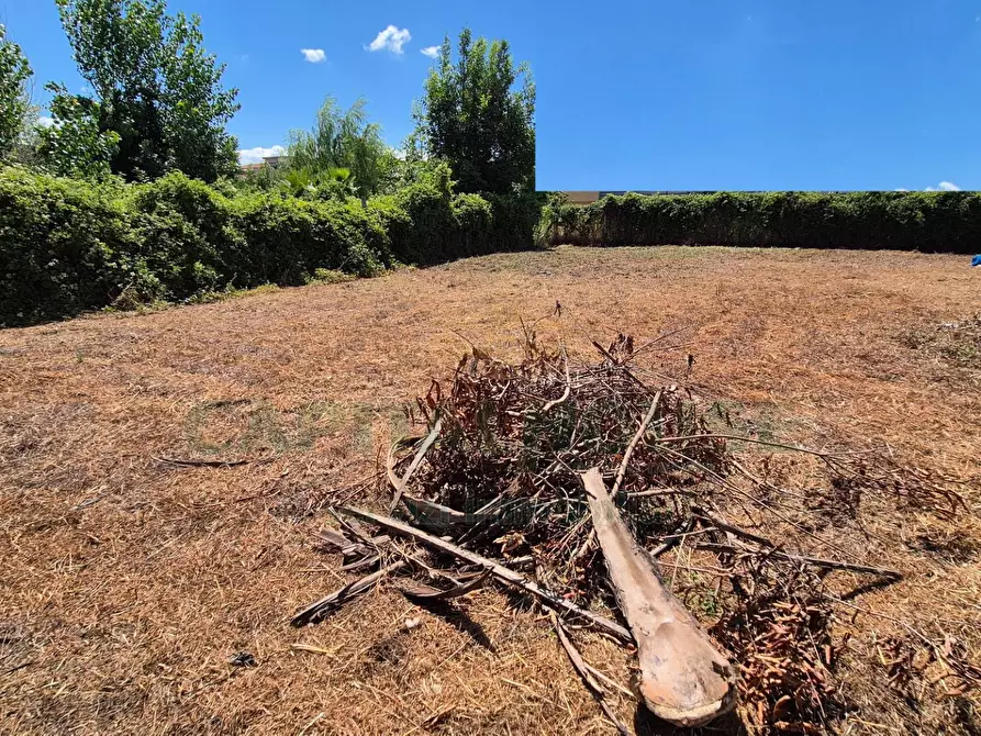 Immagine 9 di Terreno residenziale in vendita  a Marcianise