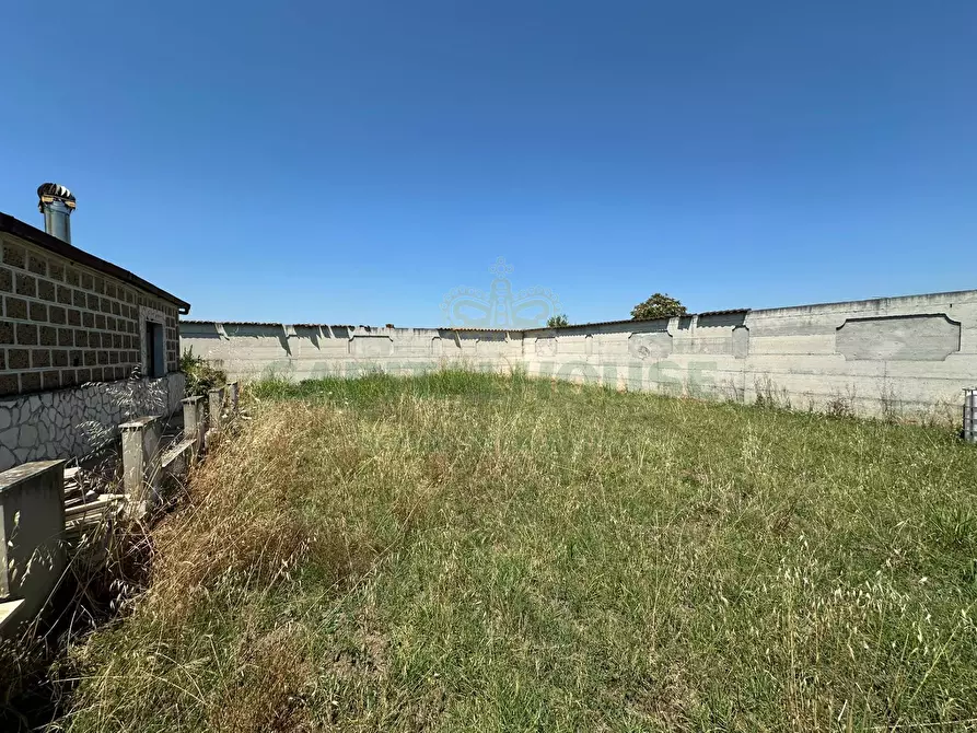 Immagine 4 di Terreno residenziale in vendita  in EX 3C a Capua