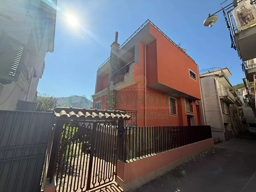 Immagine 3 di Casa indipendente in vendita  in Via Olvitello a Siano