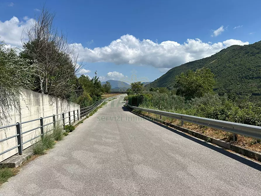 Immagine 1 di Terreno agricolo in vendita  a Bracigliano