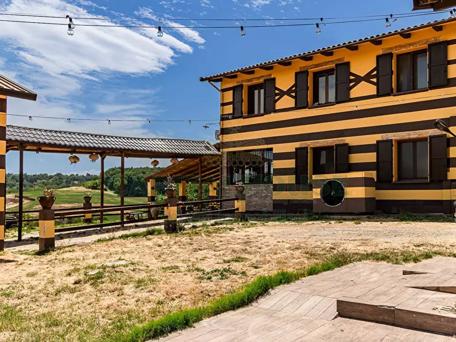 Immagine 2 di Villa in vendita  in via stanzano a Castel San Pietro Terme